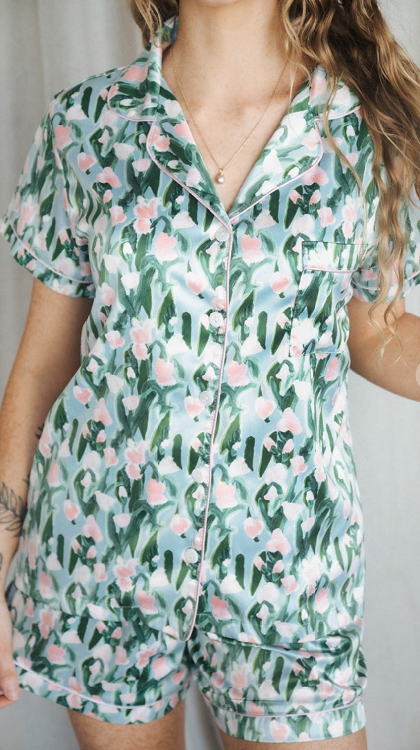 Land of tulips pajama set